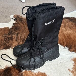 Kamik Black Insulated Snow Boots Size 8